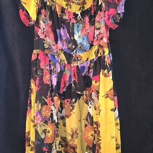 Floral Qoman's High Low Ruffle Top - Multicolor